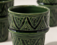 Heritage Cups Forest Green – detailfoto Berberse reliëfpatronen
