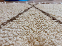 Beni Ouarain Rug — Classic Diamond