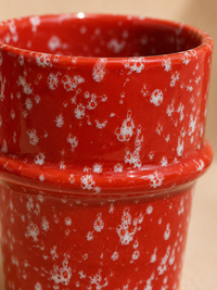 Speckled Espresso Cup Terracotta – detailfoto gespikkeld glazuur close-up